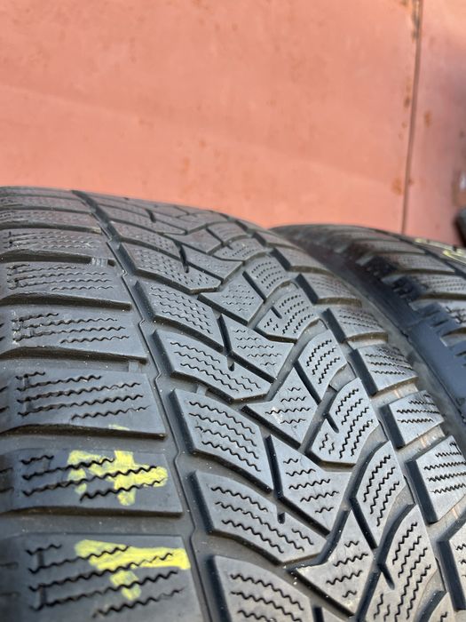 Шини 215/55 r17 Dunlop winter sport 5