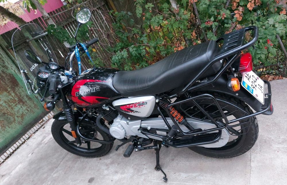 Bajaj boxer 150x