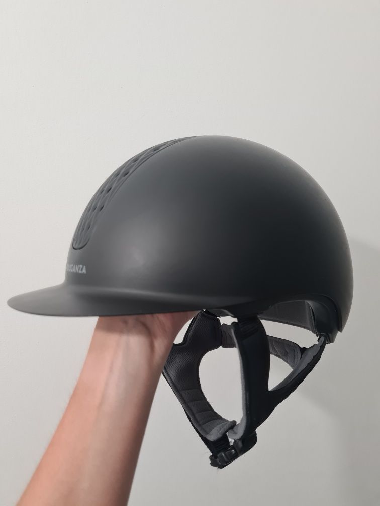 Toczek,Kask jeździecki 54 cm