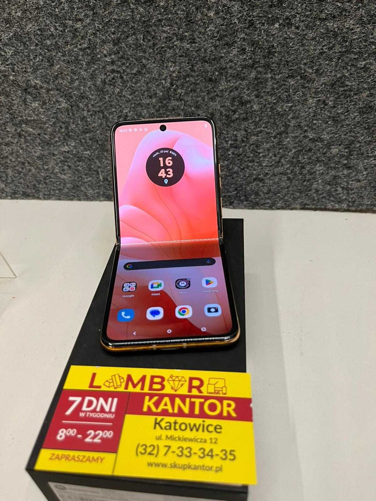 [1536/SP/24] Telefon Motorola Moto Razr 40 Ultra, 8/256GB