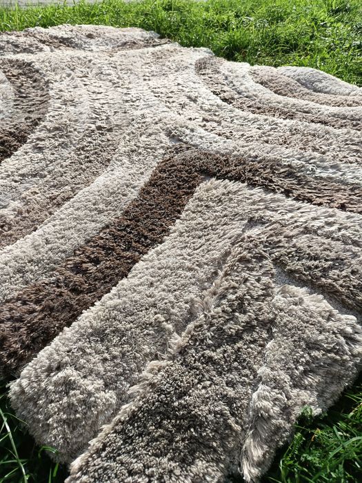 Używany dywan, brązowe odcienie, 235 cm x 163 cm