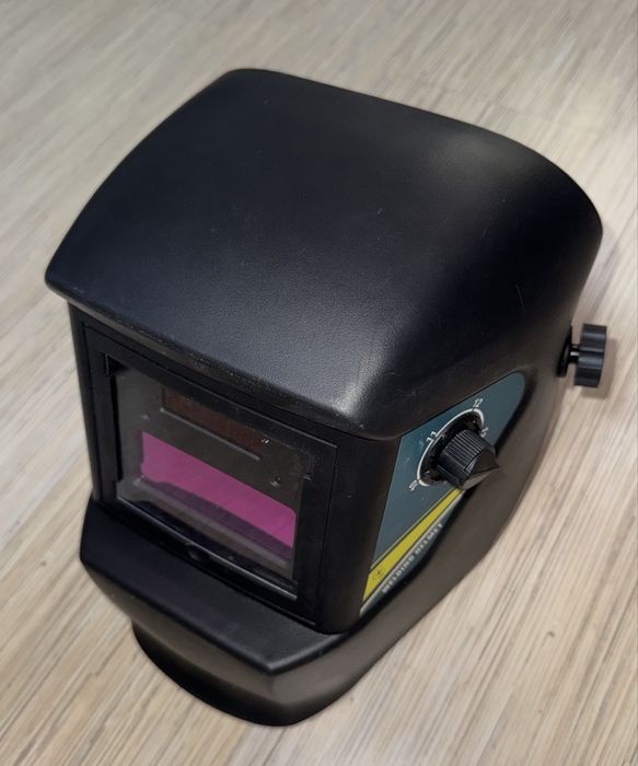 Сварочная маска-хамелеон FORTE MC-1000