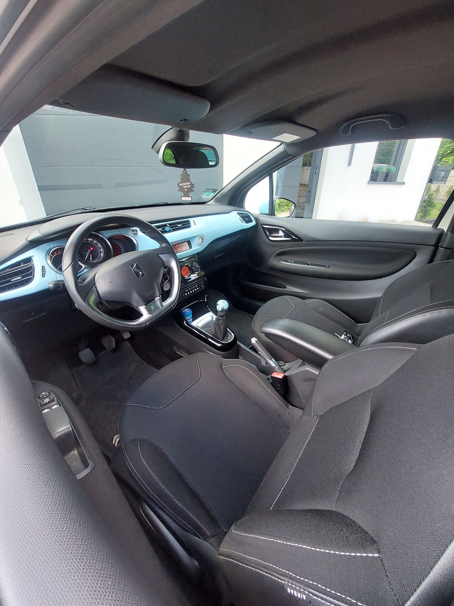 Citroen DS3 1.6 VTI # czarny sufit