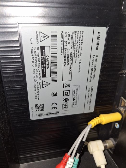 Smart TV Samsung UE55KU6100 55″ Curva UltraHD 4k ecra com mazela