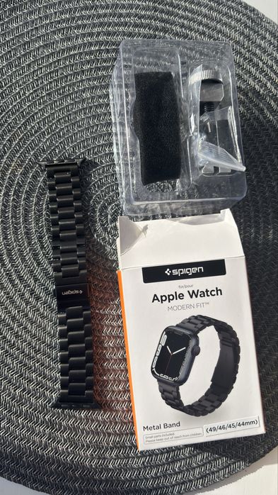 Ремінець Spigen Modern Fit Band для Apple Watch