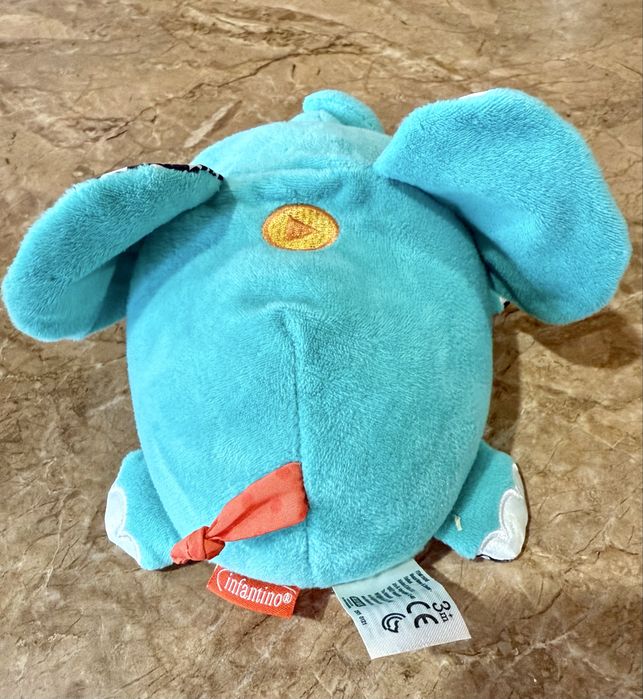 Іграшка м'яка музична Infantino "Рухливе слоненя"