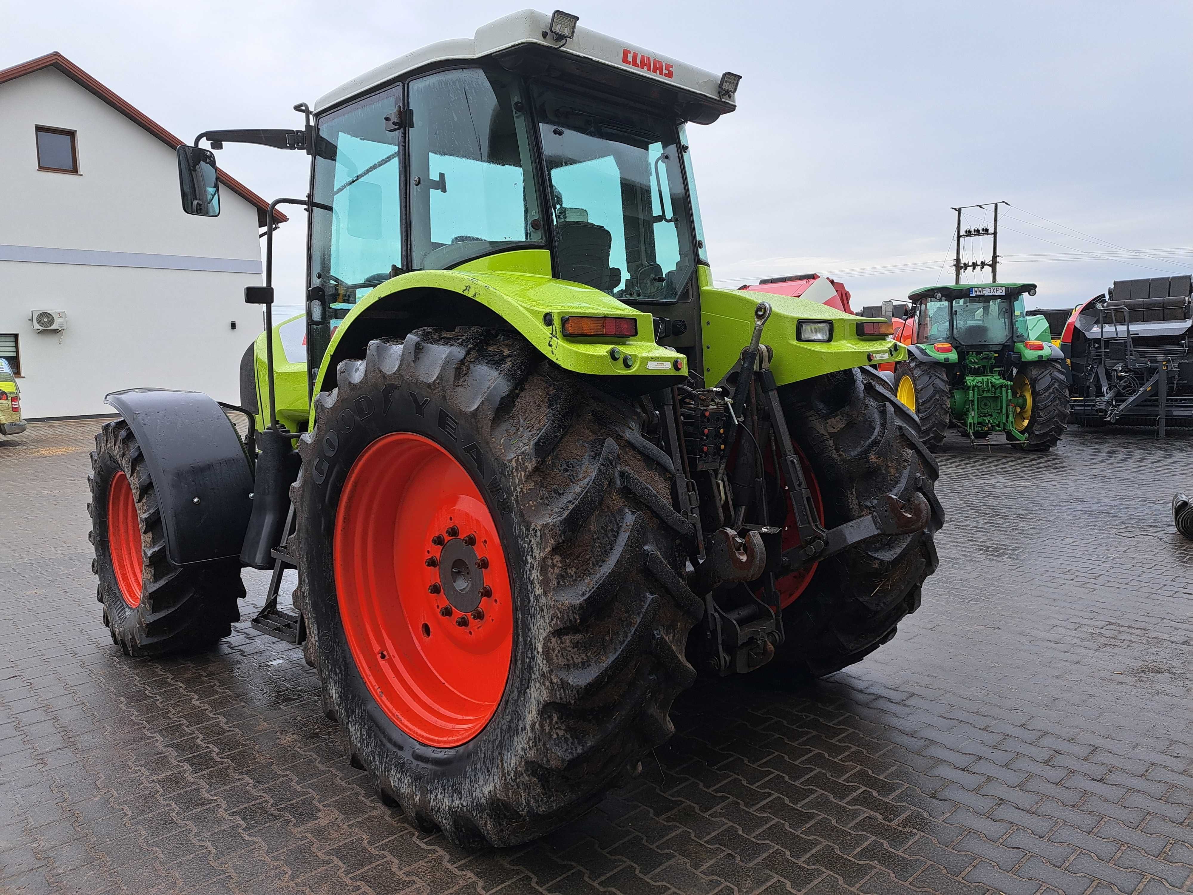 Claas Ares 836 rz  przedni wom tuz