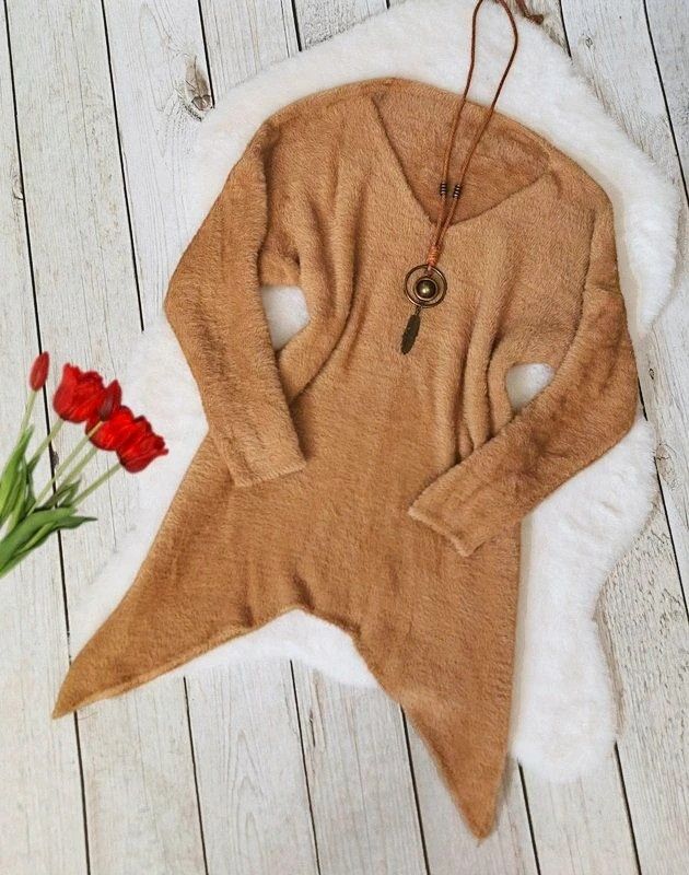 Sweter Alpaka Fluffy Camel Asymetryczny Dłuższe Boki Boho Hippie Retro