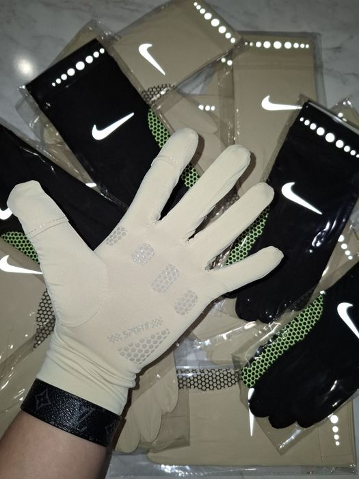 Перчатки Nike оригінл