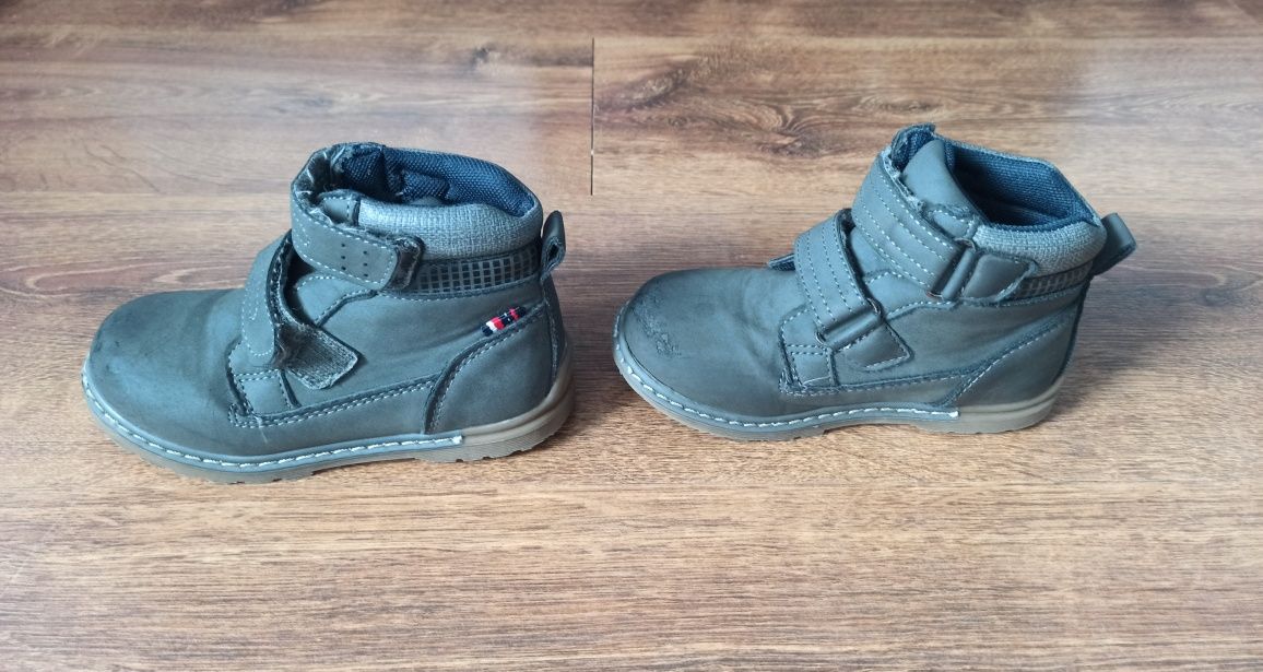Buty chłopięce za kostkę zapinane na rzep