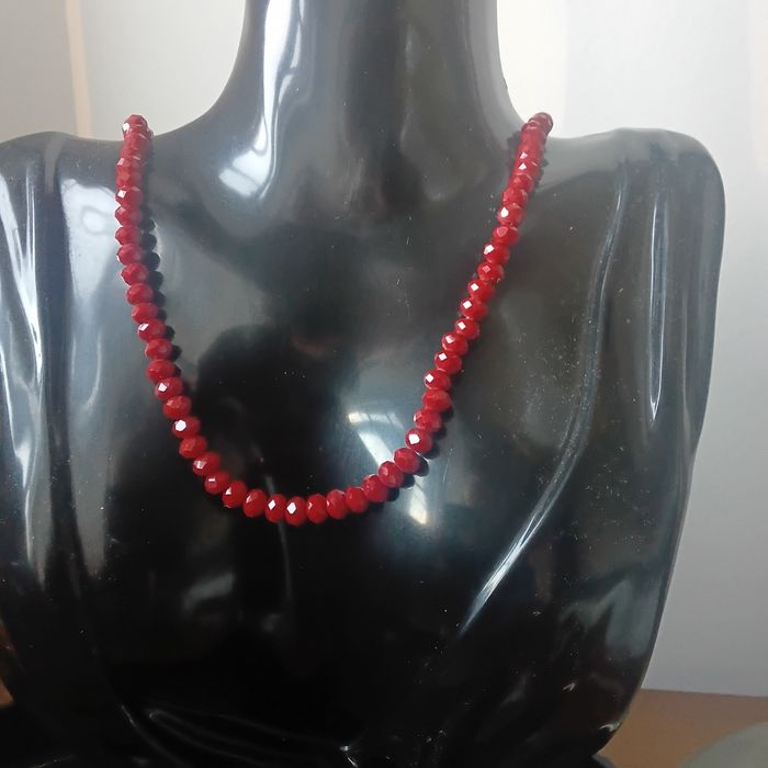 Colar de Coral Vermelho Natural – 45 cm