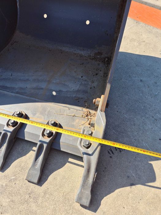 Nowa łyżka koparki zęby szerokość 75 80 60 KUBOTA VOLVO CAT sworzeń 60