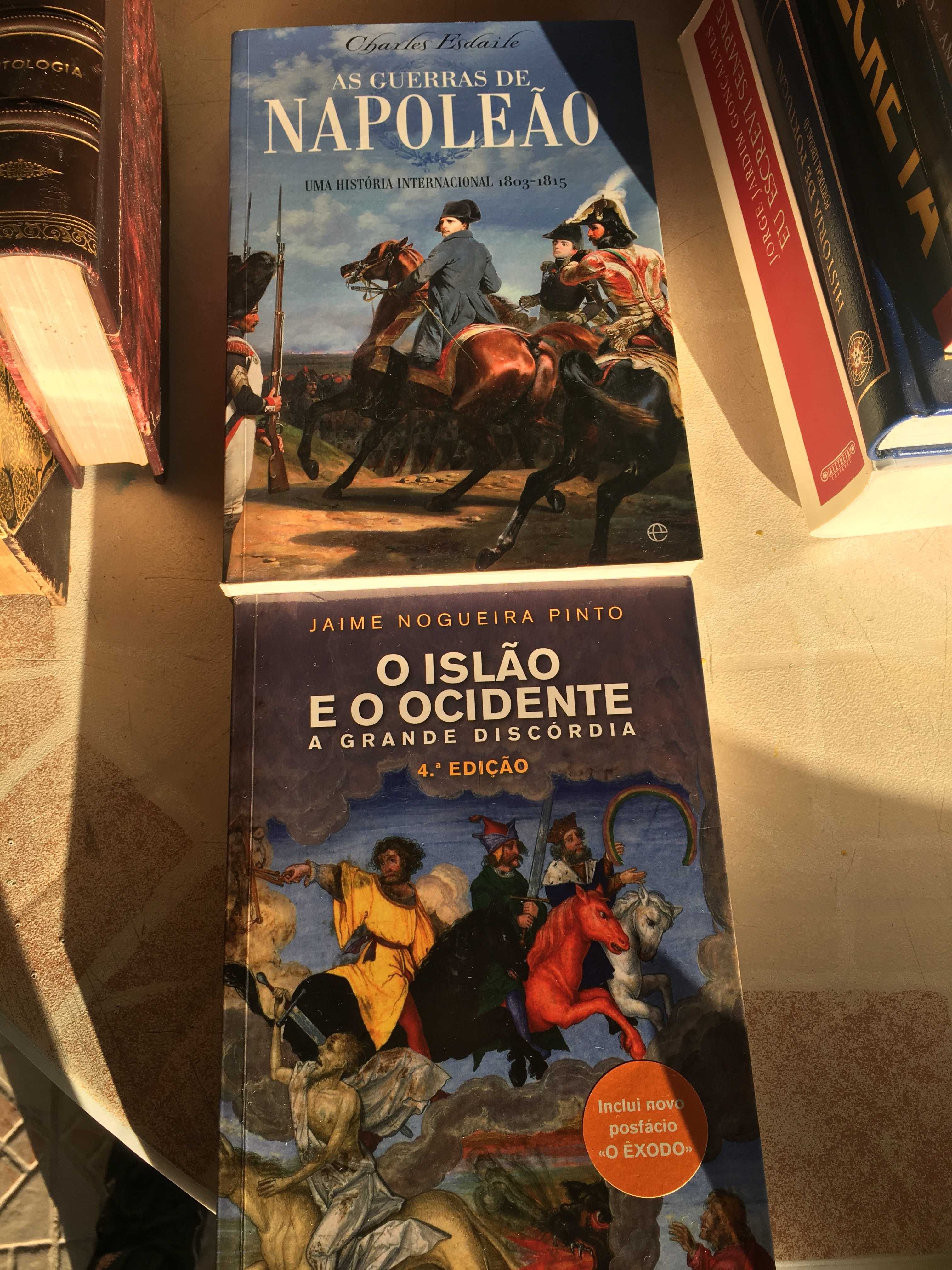 Duas Enciclopédias mais livros