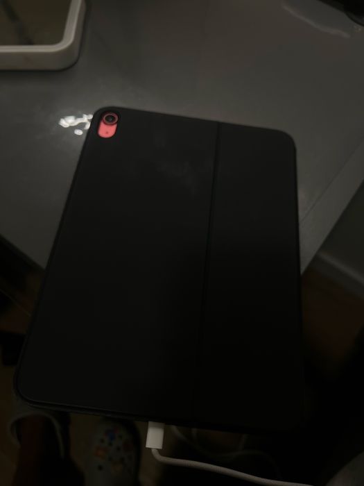 Capa magnetica com teclado pro ipad