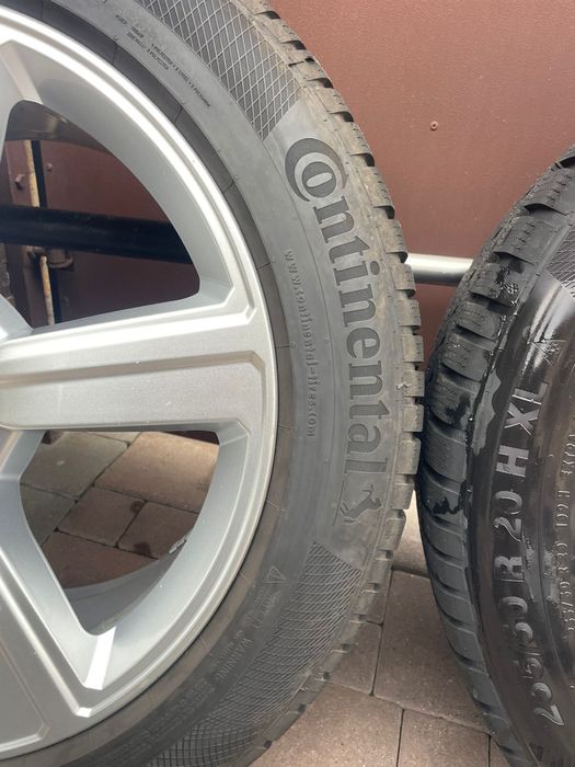 Комплект дисків 9JX20H2 ET38 з резиною Continental E-Tron