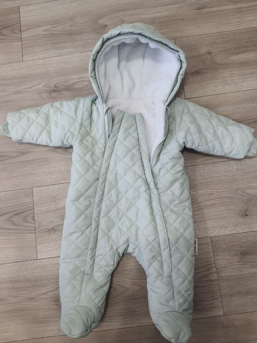 Демисезонний комбінезон 6-9 міс.