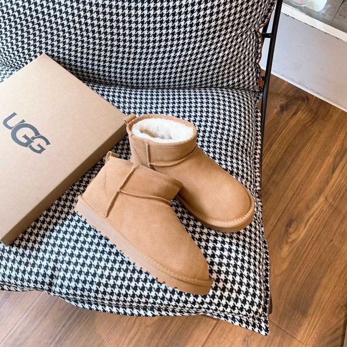 Brązowe u-Gg nowe mini śniegowceBrązowe nowe mini śniegowce r.37