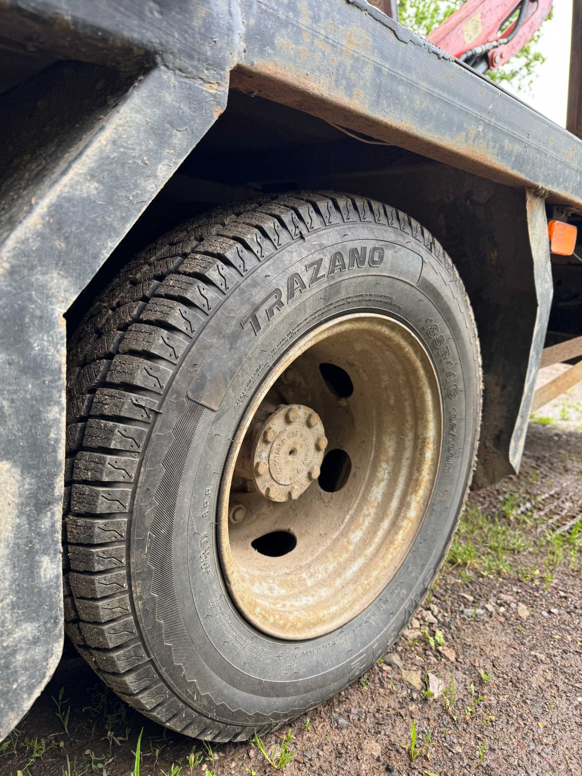 Autolaweta Volkswagen VW LT35 dostawczak laweta bus