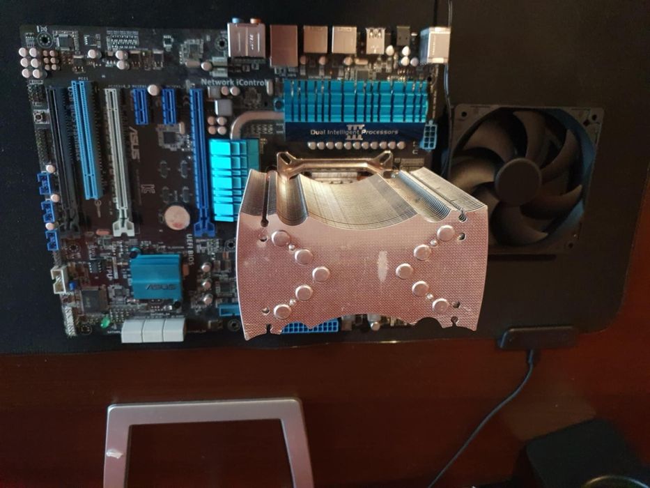 Zestaw części komputerowych. CPU+Płyta+Ram+Cooler