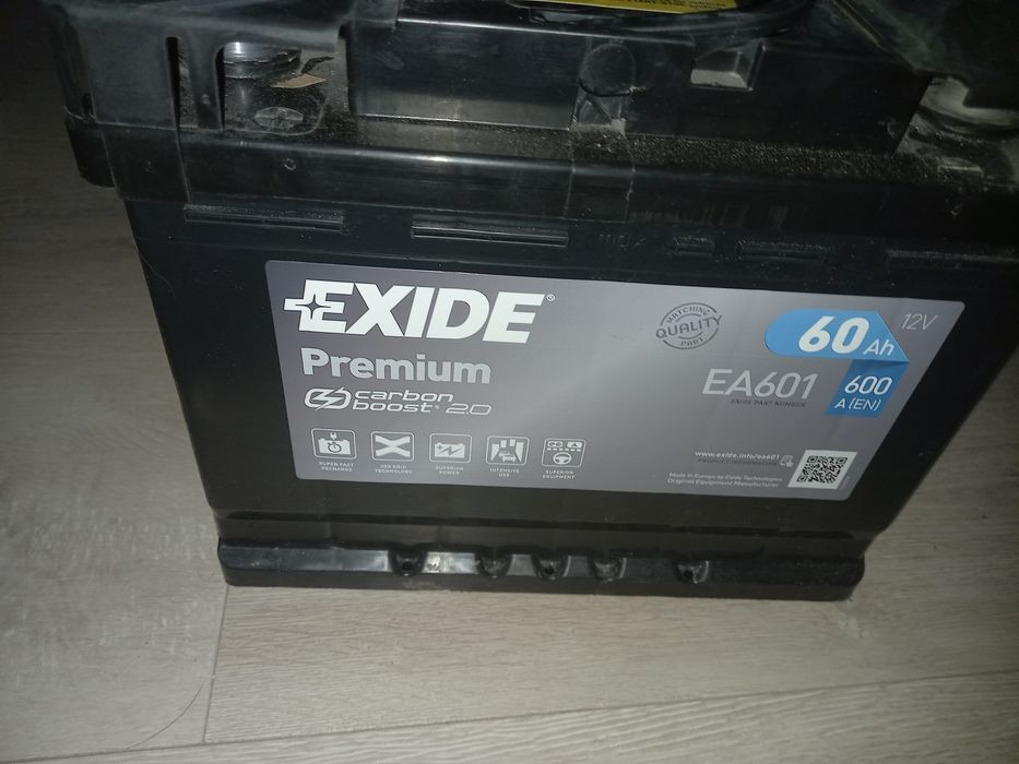 Акумулятор Exide Premium 60ah