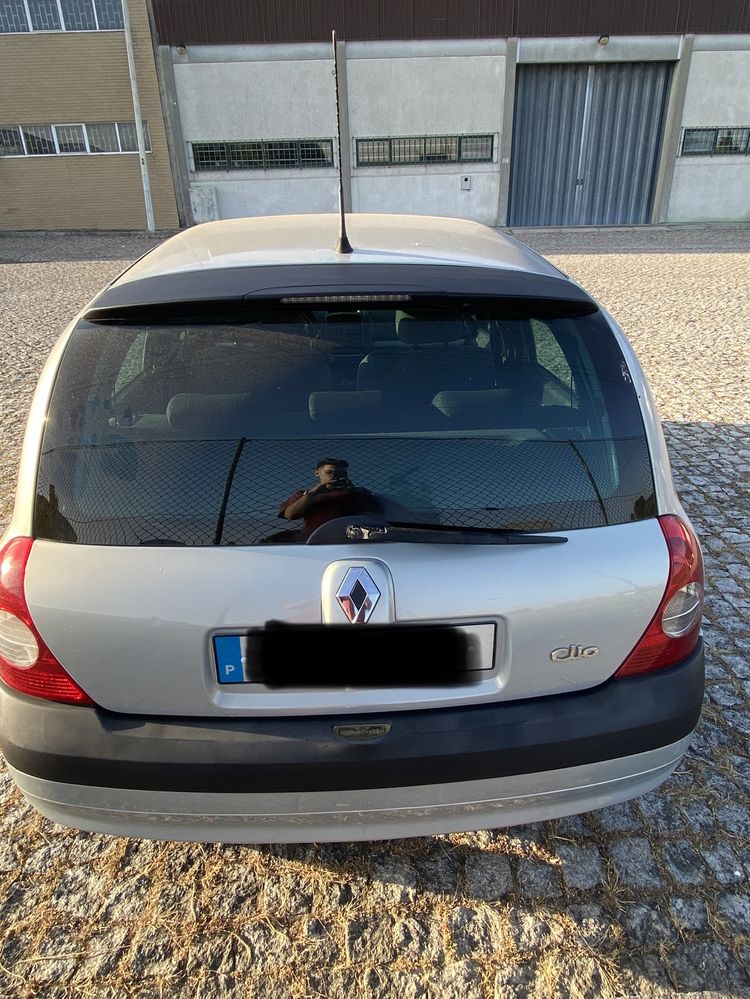 renault clio 1.2 16v com 156000 kms