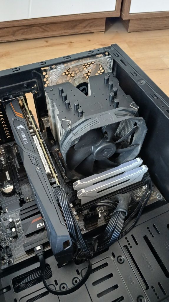 Komputer Intel i5 Ddr4 16 gb3200Mhz Gtx 1060 6Gb  dysk Nvme 512 USB-C