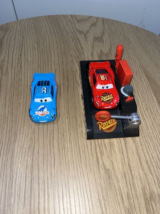 Zygzak mcqueen samochodziki + wyrzutnia