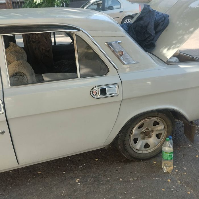 ГАЗ   2410  люкс