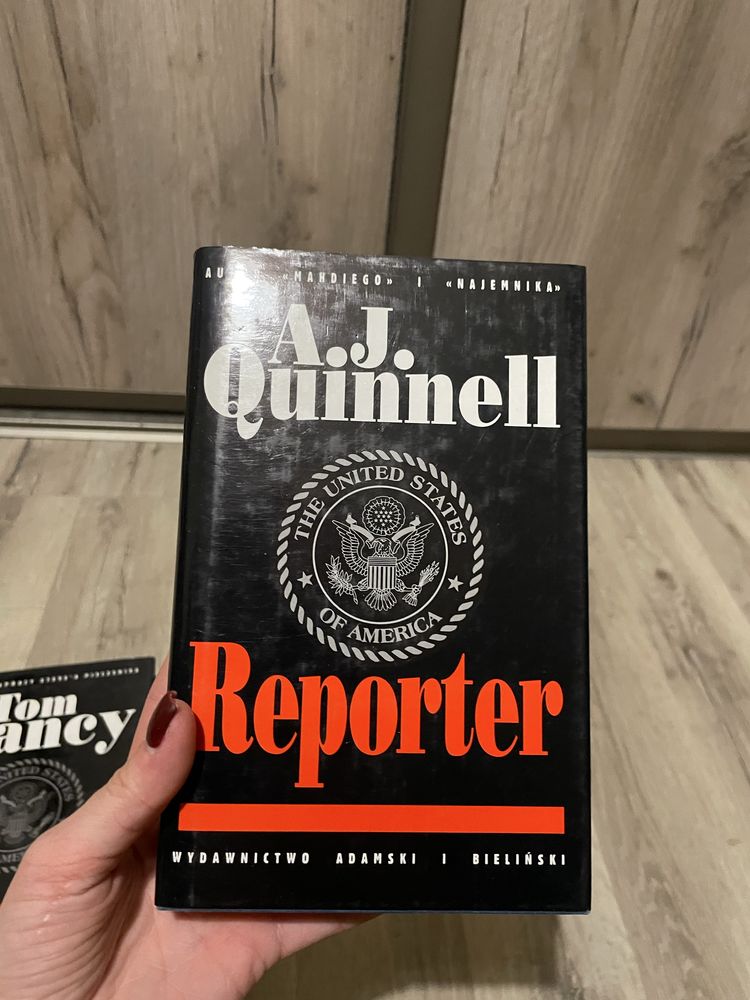 Dwie  ksiazki tom clancy; zwierciadlo,patrioci i a.j quinnell reporter