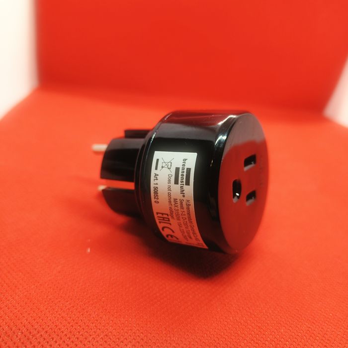 Adapter podróżny BRENNENSTUHL USA/Japonia Uni-Schuko
