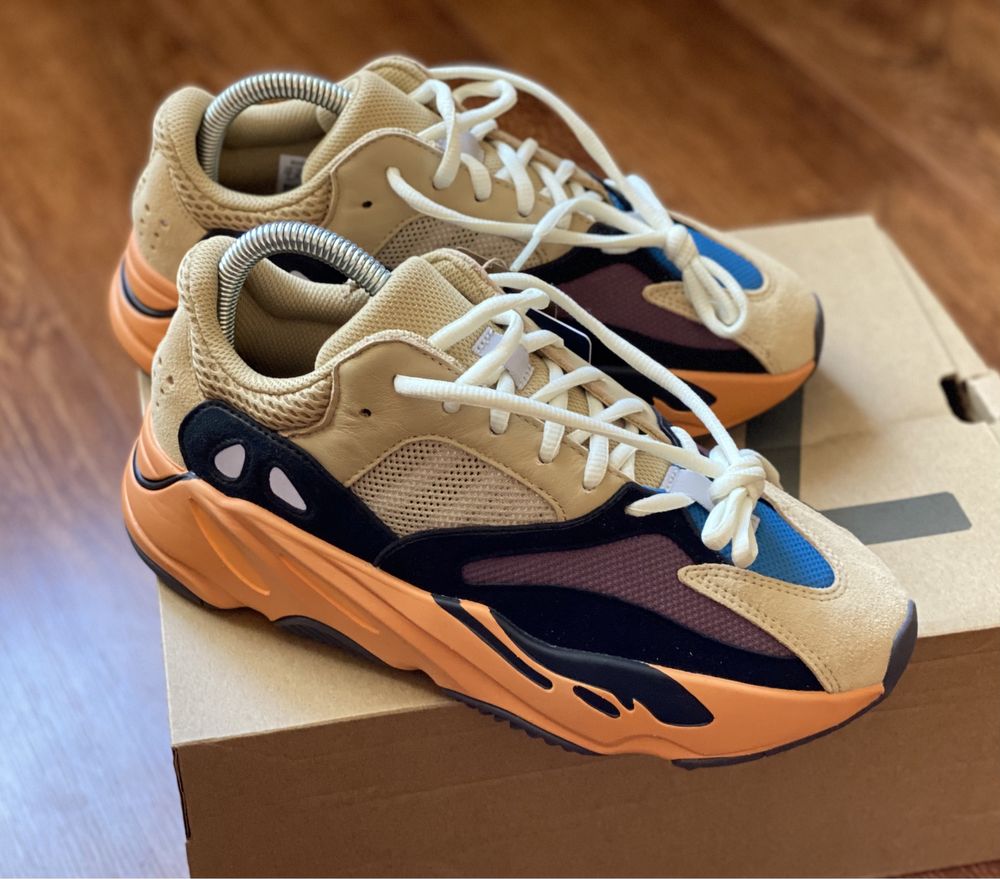 Adidas Yeezy 700 us6,5 Enflame Amber yezzy изи оригинал женские изи 39