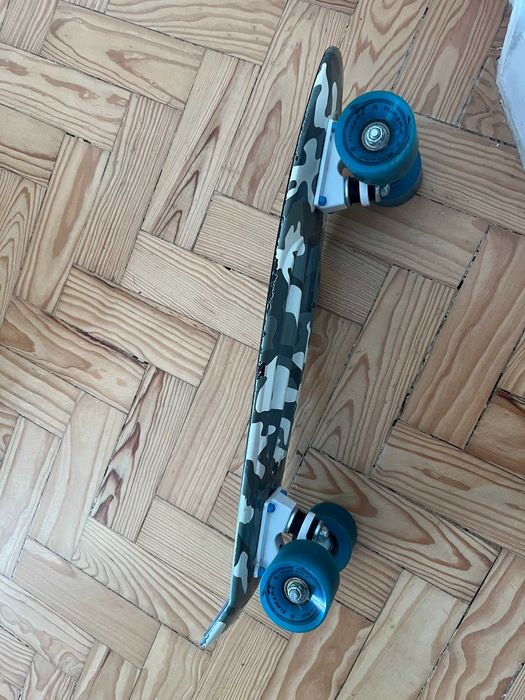 Skate pequeno para iniciantes