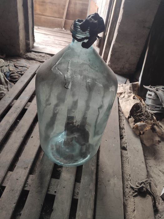 Скляний бутль 20 літрів