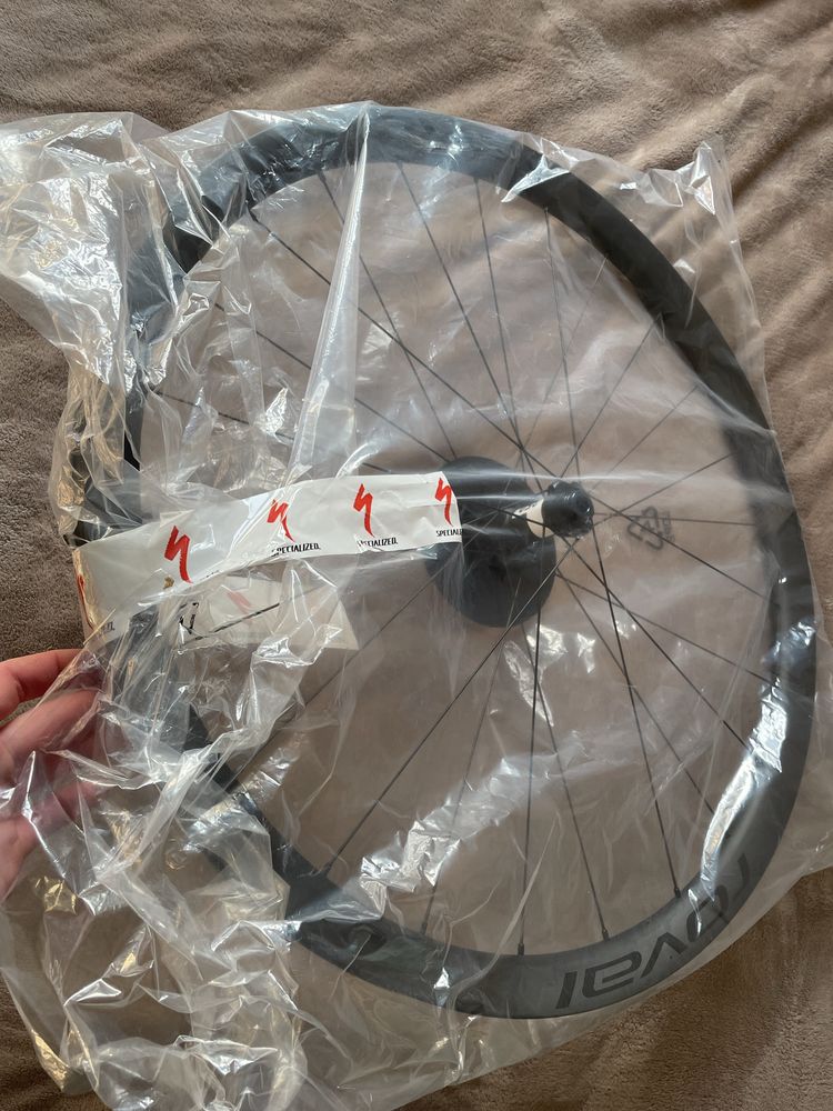 Nowe koło  Roval Terra CL, DT Swiss 350, carbon. Gravel
