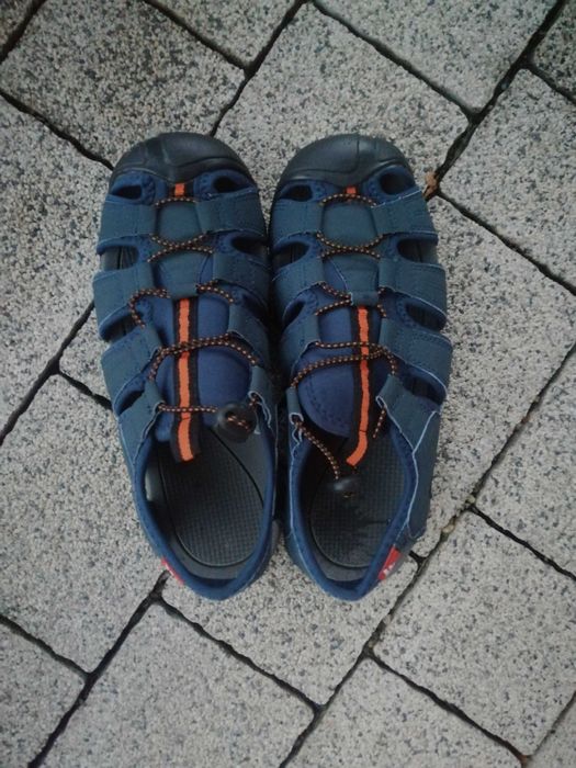 Sandały 4F. Rozmiar 40. Jak nowe!