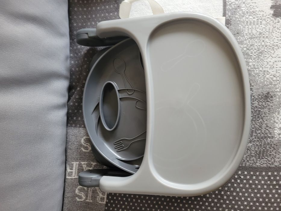 Krzesełko do karmienia turystyczne, przenośne, składane  Chicco