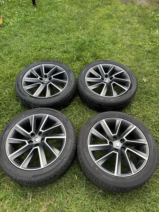 Felgi 17 5x100 skoda scala, kamiq, rapid, fabia, nowe opony letnie