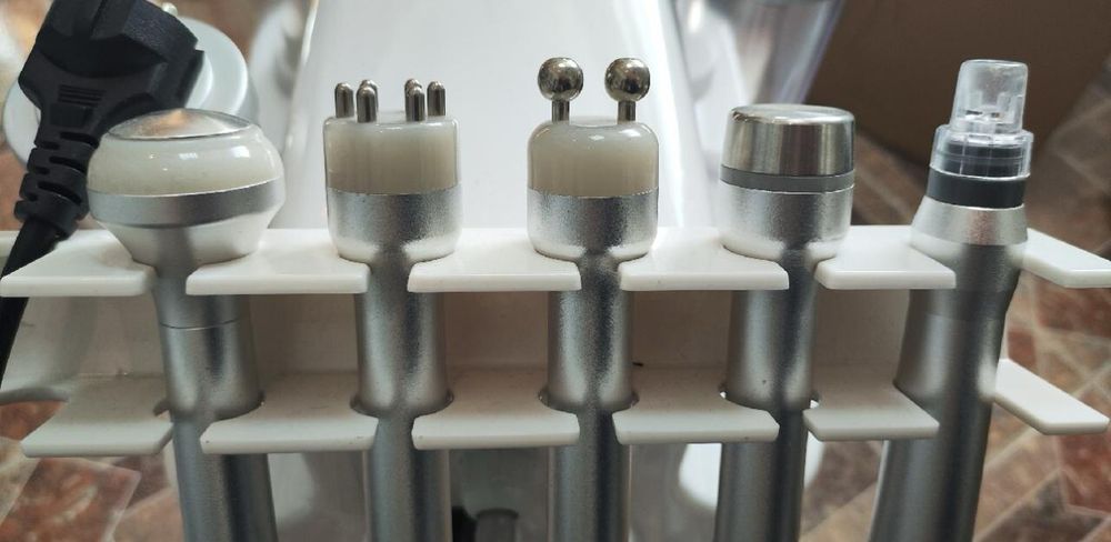 Kombajn kosmetyczny 5 w 1 RF, oczyszczanie wodorowe