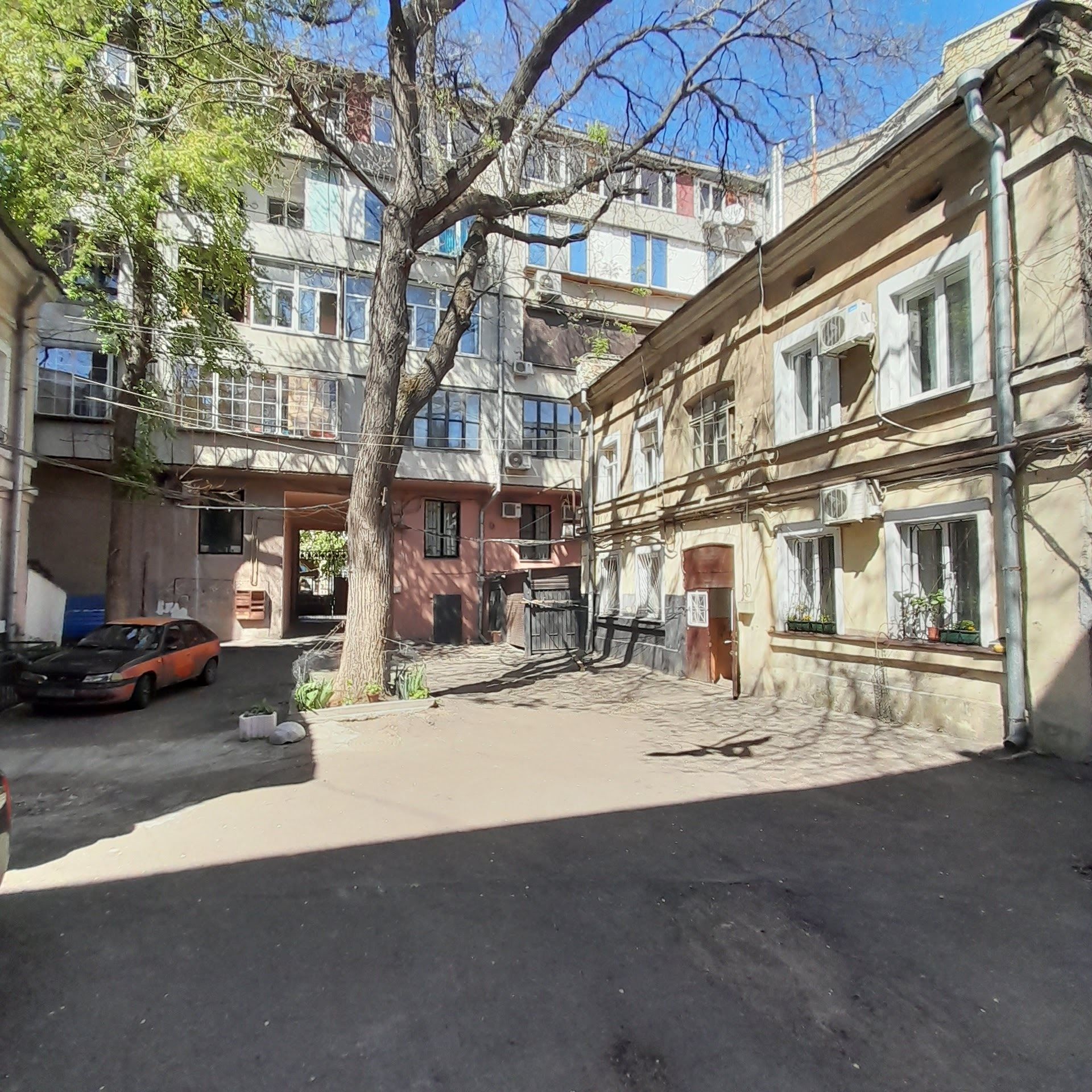 Сдам 1 комн. посуточно в центре на Греческой / Ришельевской