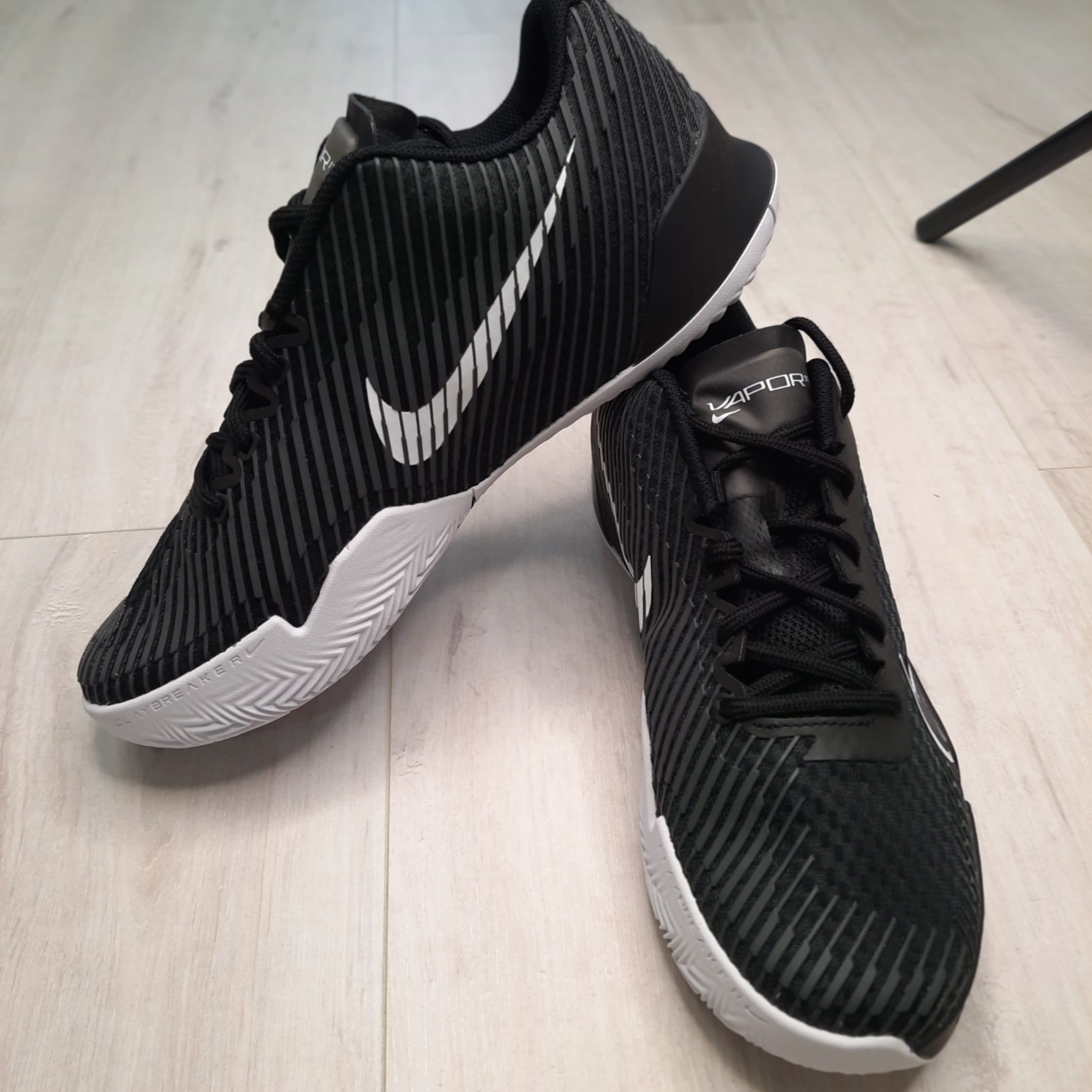 Оригінальні жіночі кросівки NIKE COURT AIR ZOOM VAPOR 11 BLACK DV2015-