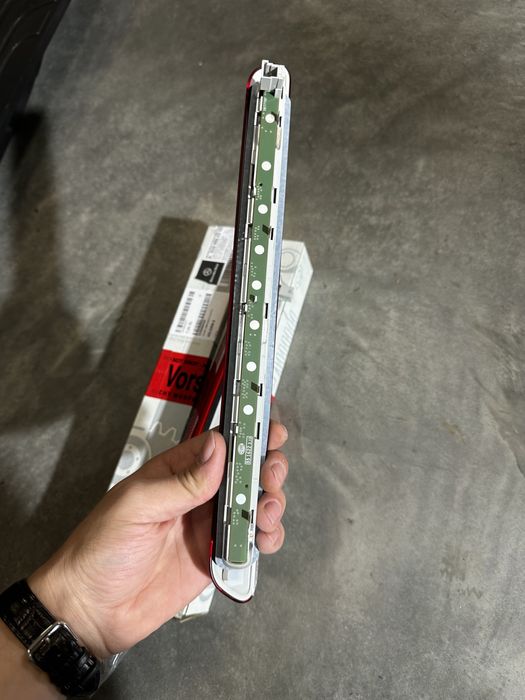 Третій стоп фонарь на кришу спрінтер sprinter W906 W907 W910 крафтер