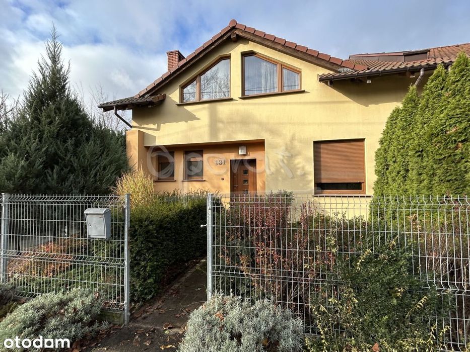 Dom w zabudowie bliźniaczej w super lokalizacji