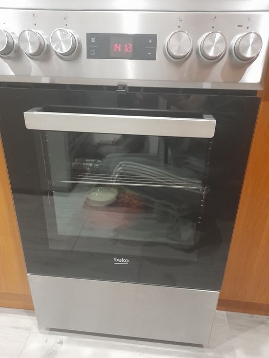 Kuchenka gazowo elektryczna beko