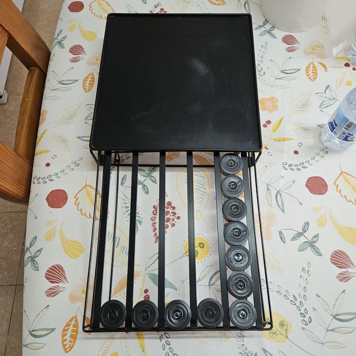 Porta cápsulas Delta Q
Em muito bom estado