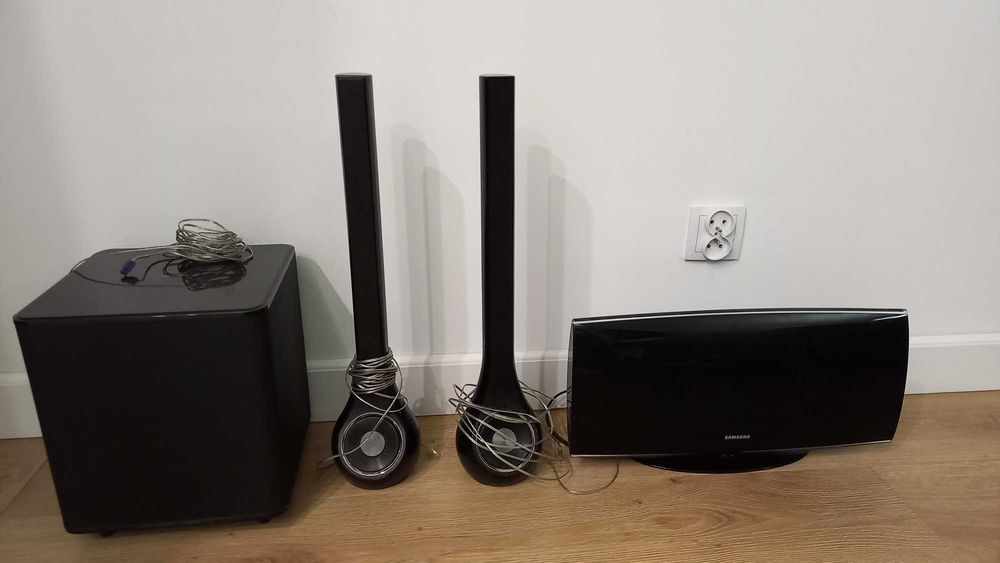 Kino Domowe 2.1 Samsung HT-X620 Bluetooth/USB/CD/DVD/DivX PILOT