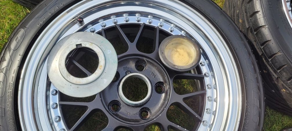 WRD Mesh 16" 5x114 JDM Skręcane 3tlg Honda Lexus