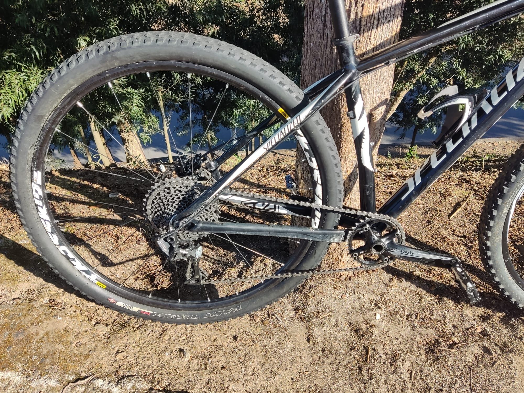 Specialized crave 29 m 11x1v com rock shox
