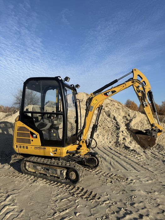 Wynajem minikoparka sprzetu roboty ziemne przewóz transport materialow