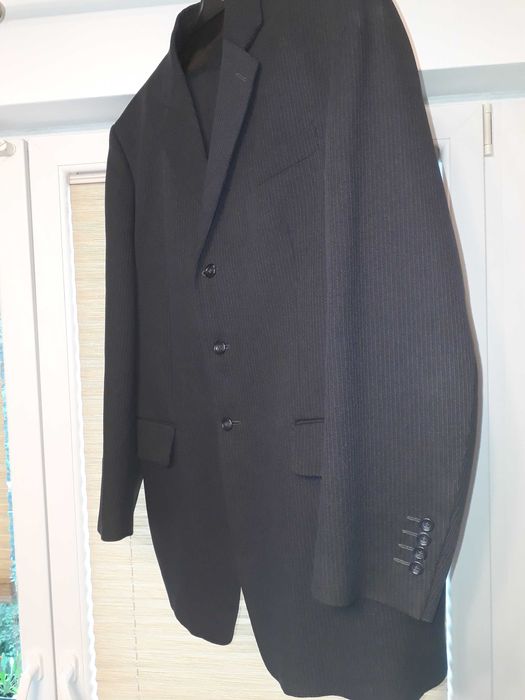 Garnitur męski trzyczęściowy firmy Sunset Suits 194/124/114