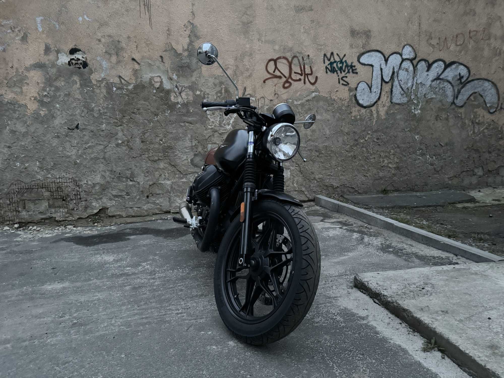 Moto Guzzi V7 Stone 2017